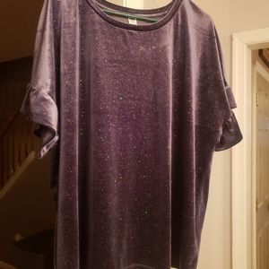 Relaxed pleated -sleeve velour top